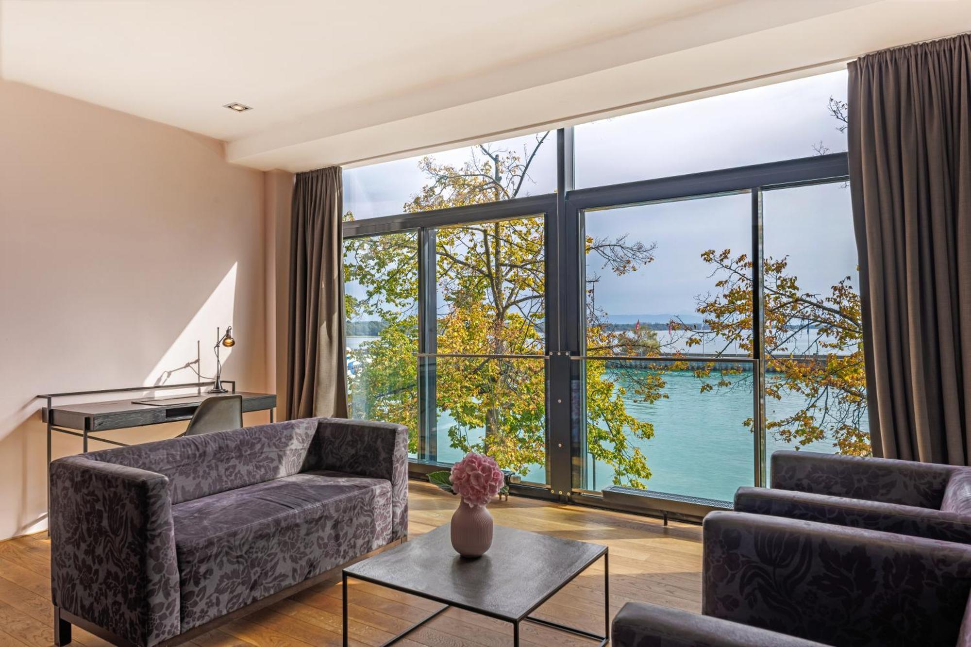 Aika Seaside Living Hotel Friedrichshafen Ngoại thất bức ảnh